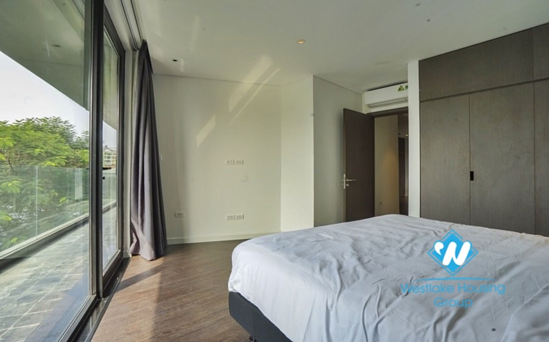 Brand new one bedroom apartment for rent in Truc Bach area, Ba Dinh